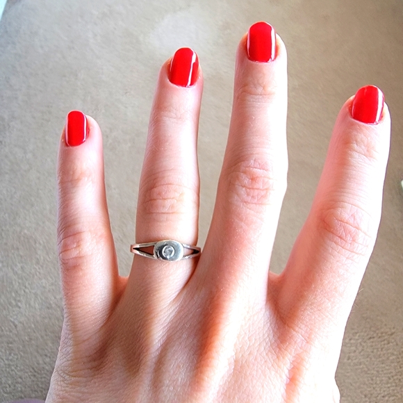 Sterling Silver Ring Size 7 - Picture 3 of 5